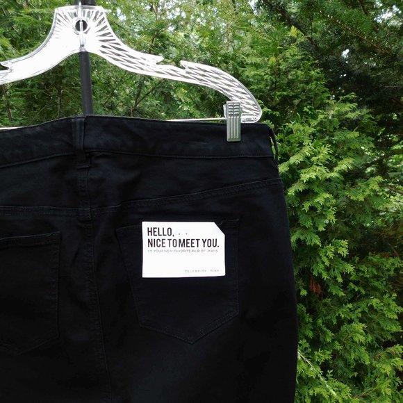 Celebrity Pink Plus Hi-rise Ankle Skinny Jeans NWT - Picture 3 of 5